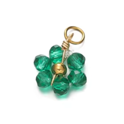 charm fleur verte avec perles