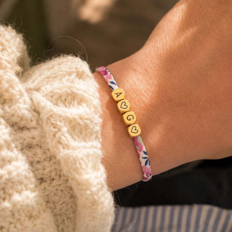 Cadeau anniversaire maman avec bijou personnalisé