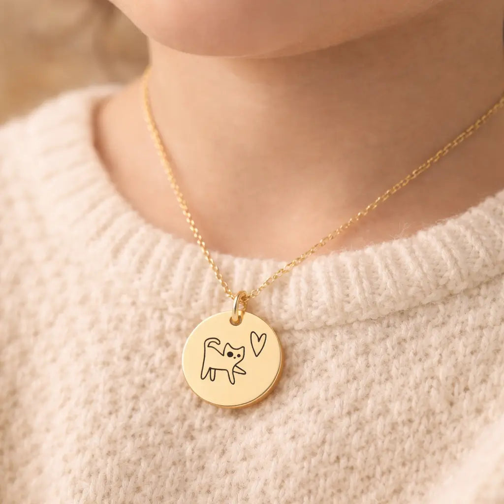 collier photo enfant personnalisé avec gravure d’une photo