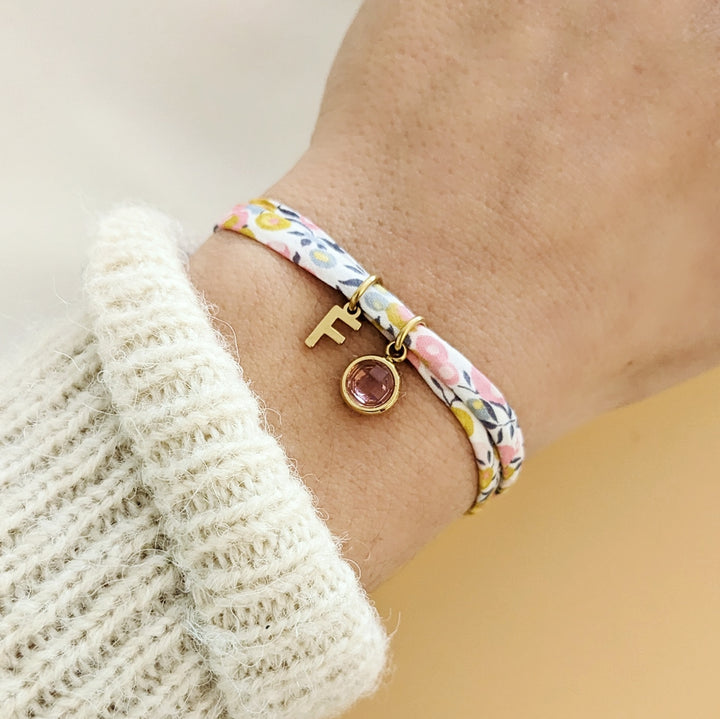 Bracelet en Liberty avec lettre et pierre de naissance - Bliche