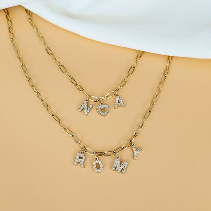Collier maillons à prénom avec Zircon