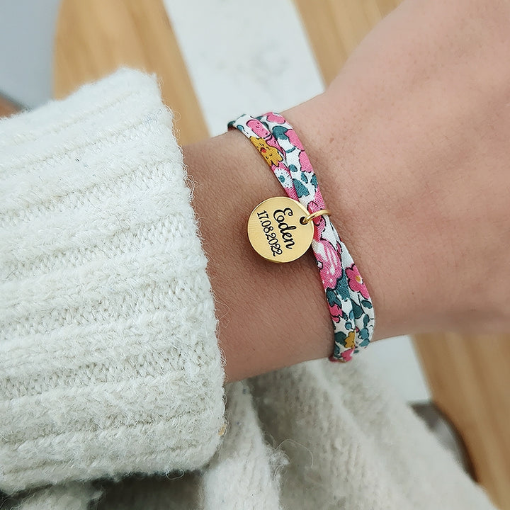 Bracelet personnalisé en Liberty avec médaille or