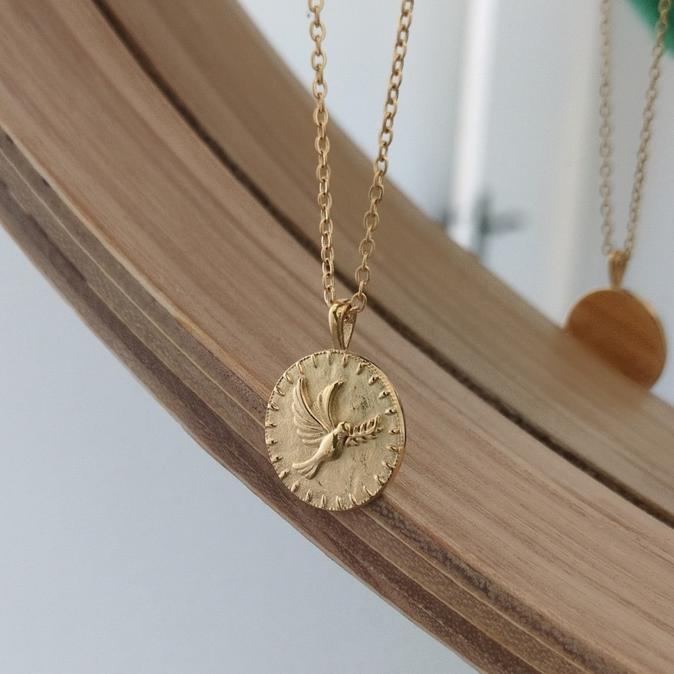 Collier personnalisé avec médaille de baptême à graver - Cadeau baptême ou naissance