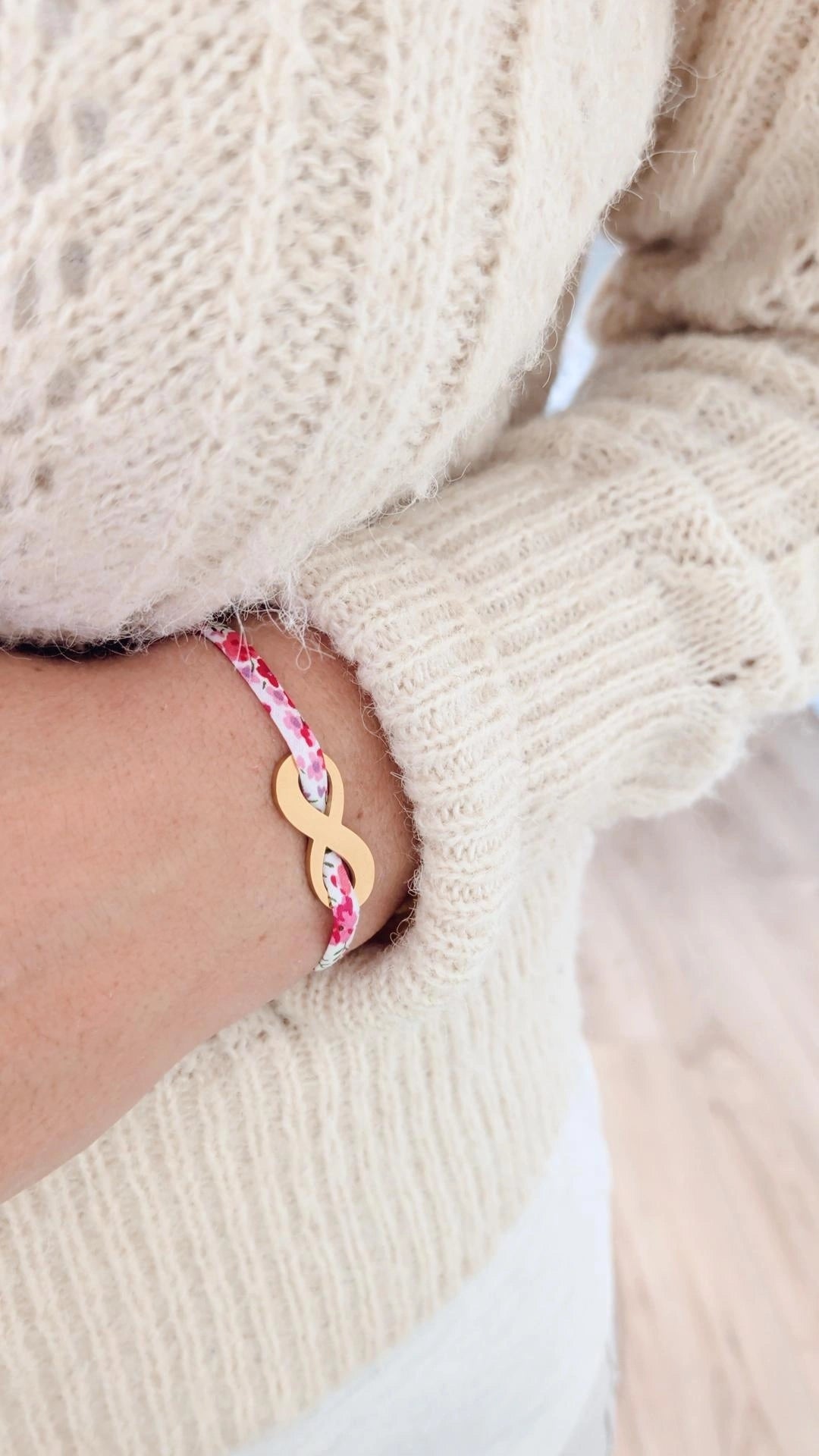 Bracelet personnalisé liberty avec signe infini