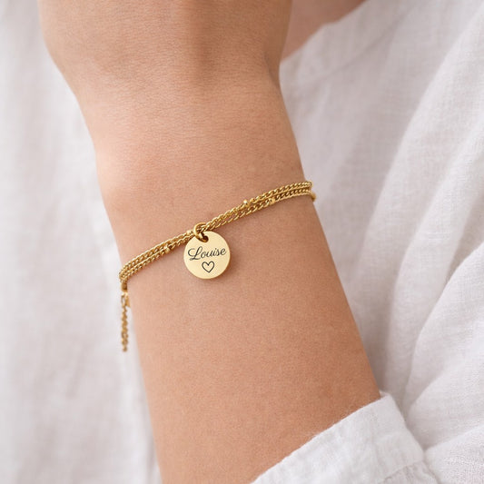 Bracelet avec médaille pour femme