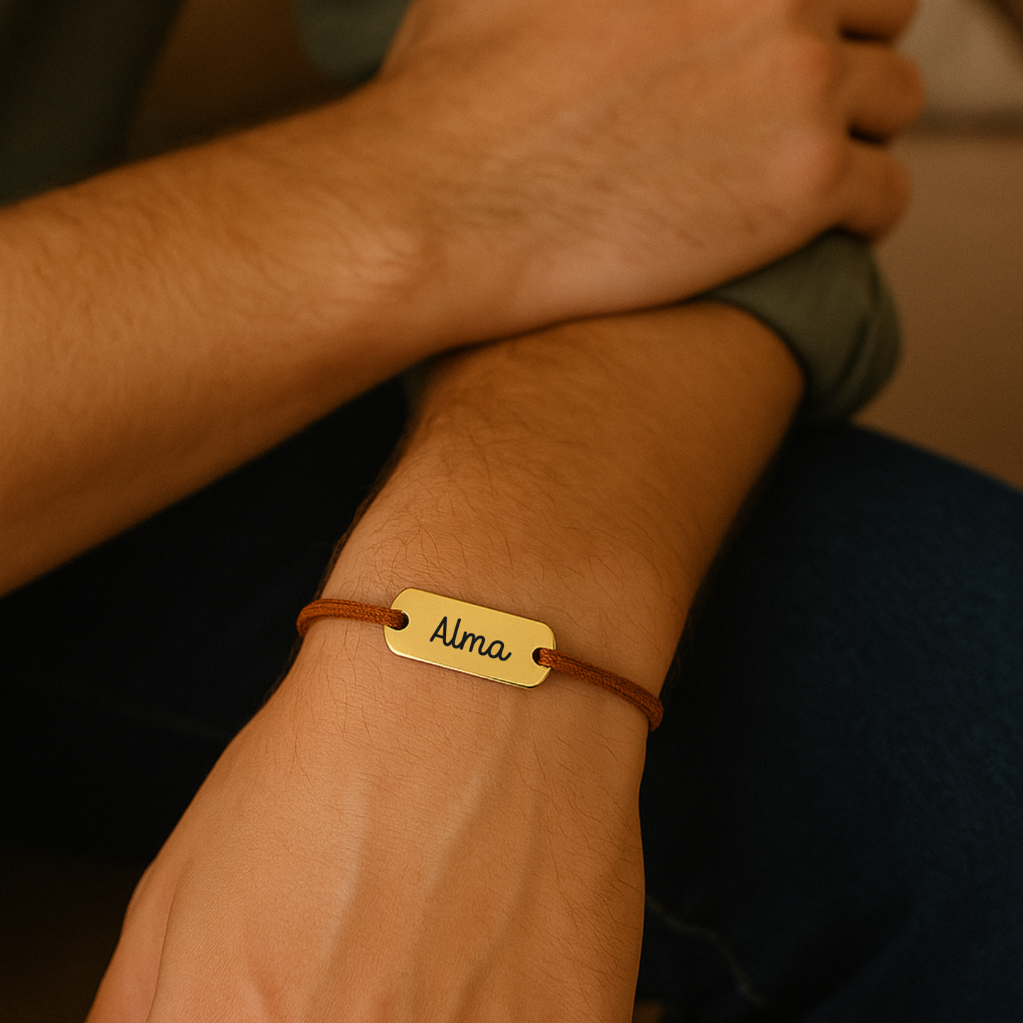 Bracelet homme avec médaille ovale