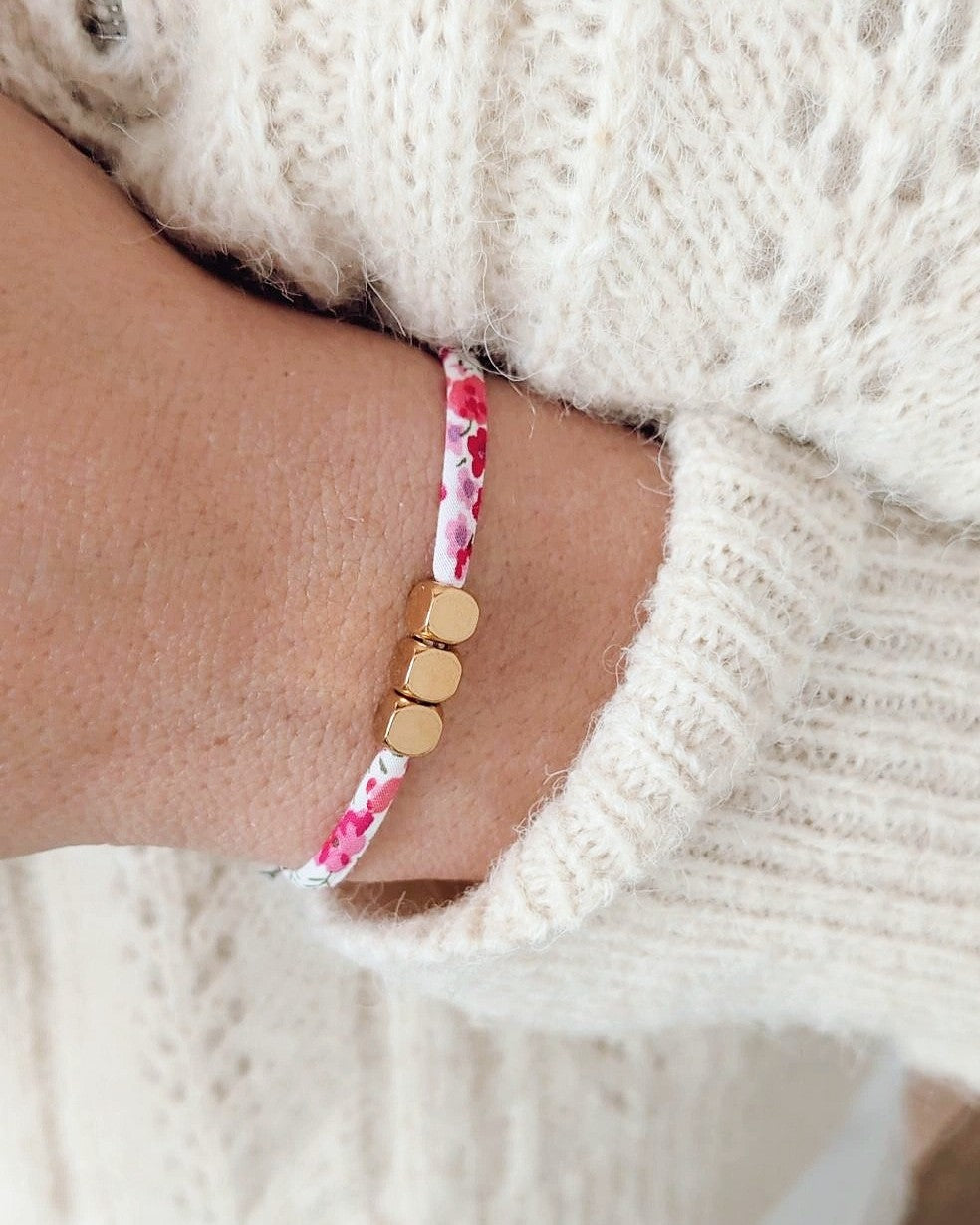 Bracelet liberty avec perles cubes à personnaliser