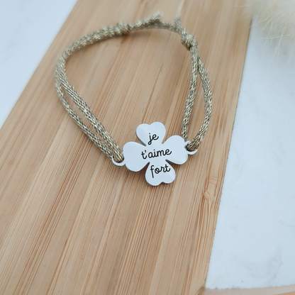 Bracelet personnalisé liberty avec trèfle à graver - Cadeau personnalisé femme