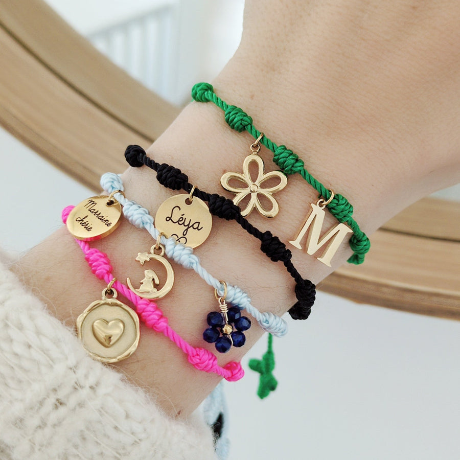 Bracelet à graver en cordon avec médailles - amitié – vue de face