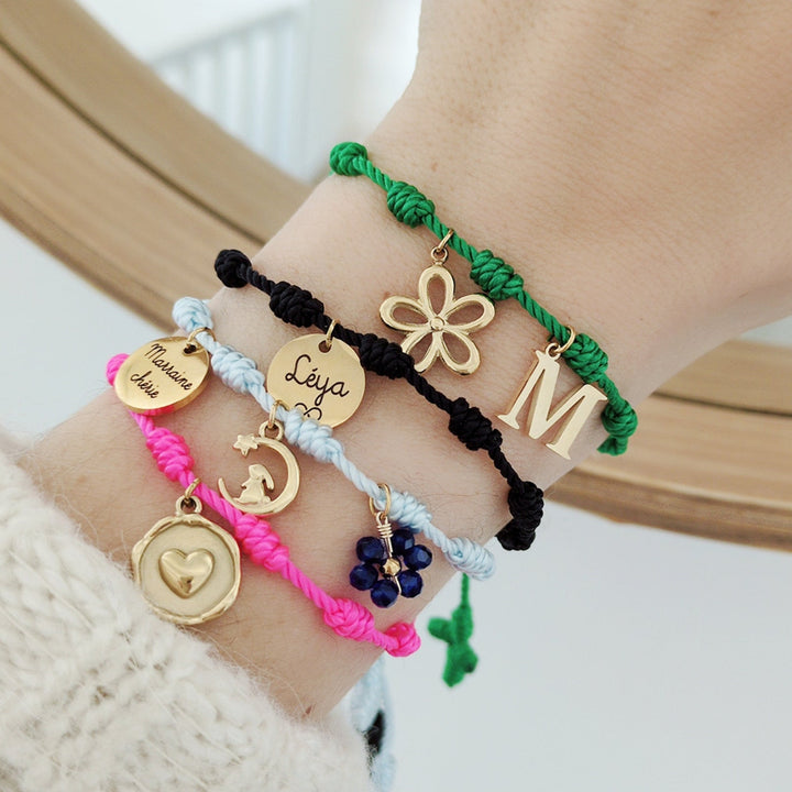 Bracelet à graver en cordon avec médailles - amitié – vue de face