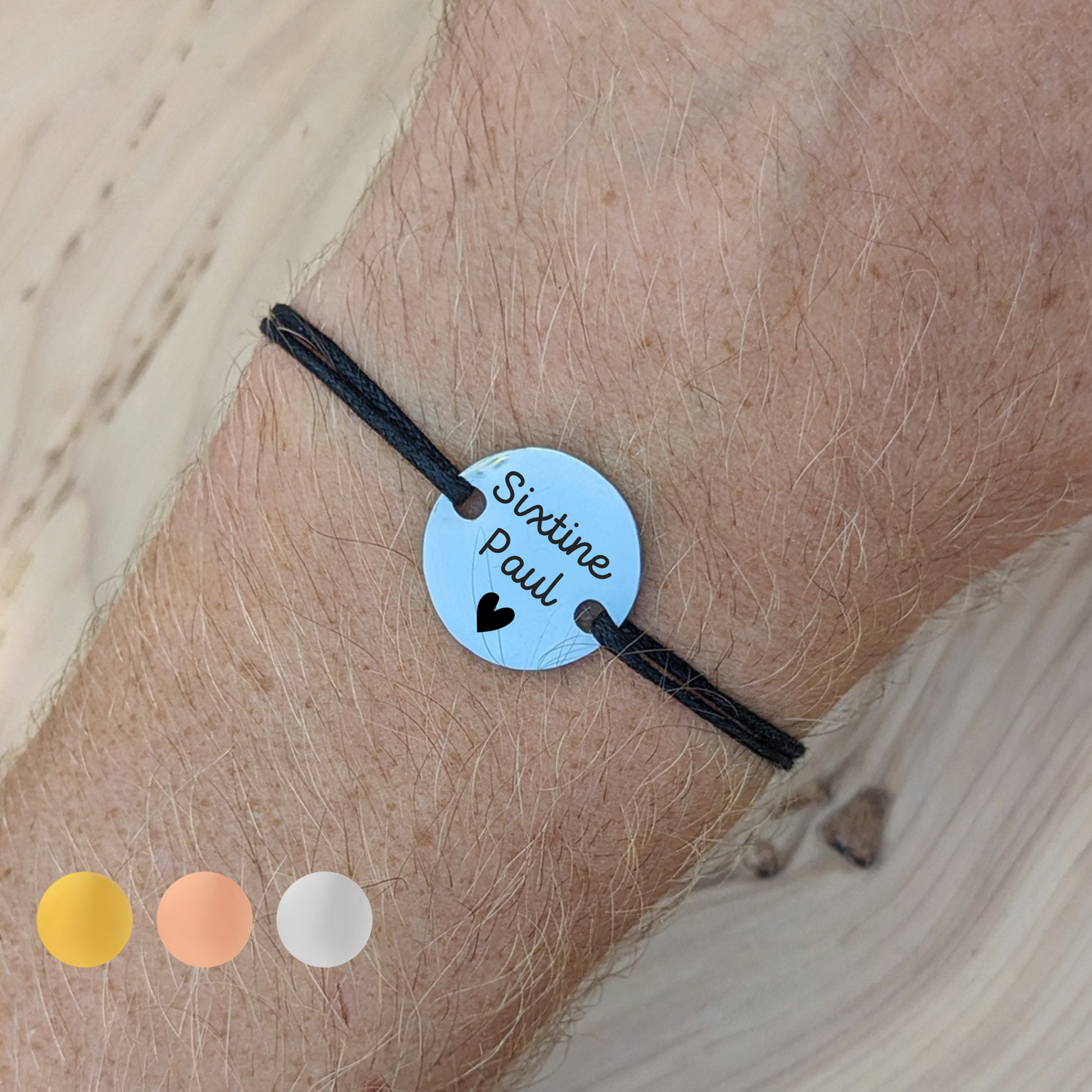 Bracelet homme personnalisé avec médaille gravée et cordon réglable