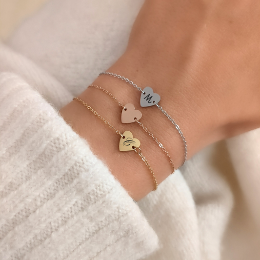 Bracelet fin avec coeur