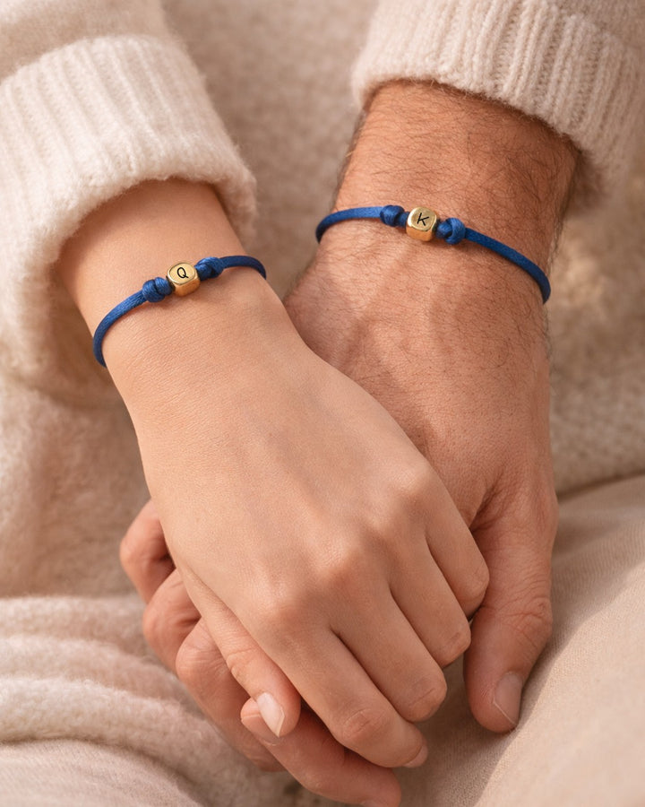 Duo homme et femme avec perles cubes à personnaliser - Cadeau couple