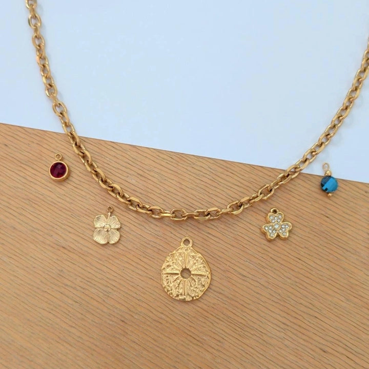 collier avec maillons ovales
