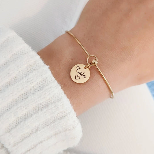 Bracelet personnalisé jonc avec rond et médailles à graver