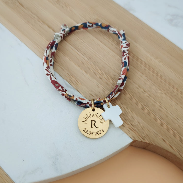 Bracelet personnalisé Liberty à graver avec initiale et date