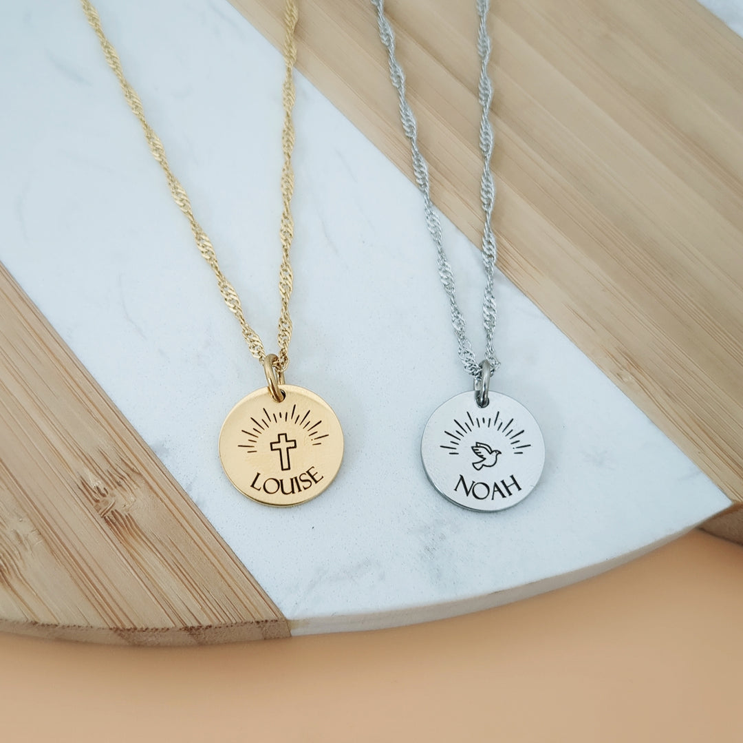Collier à graver avec croix ou colombe