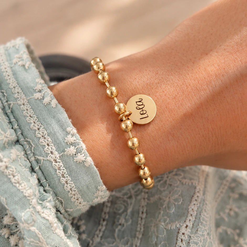 Bracelet chaîne boule personnalisé doré médaille gravée — Bliche