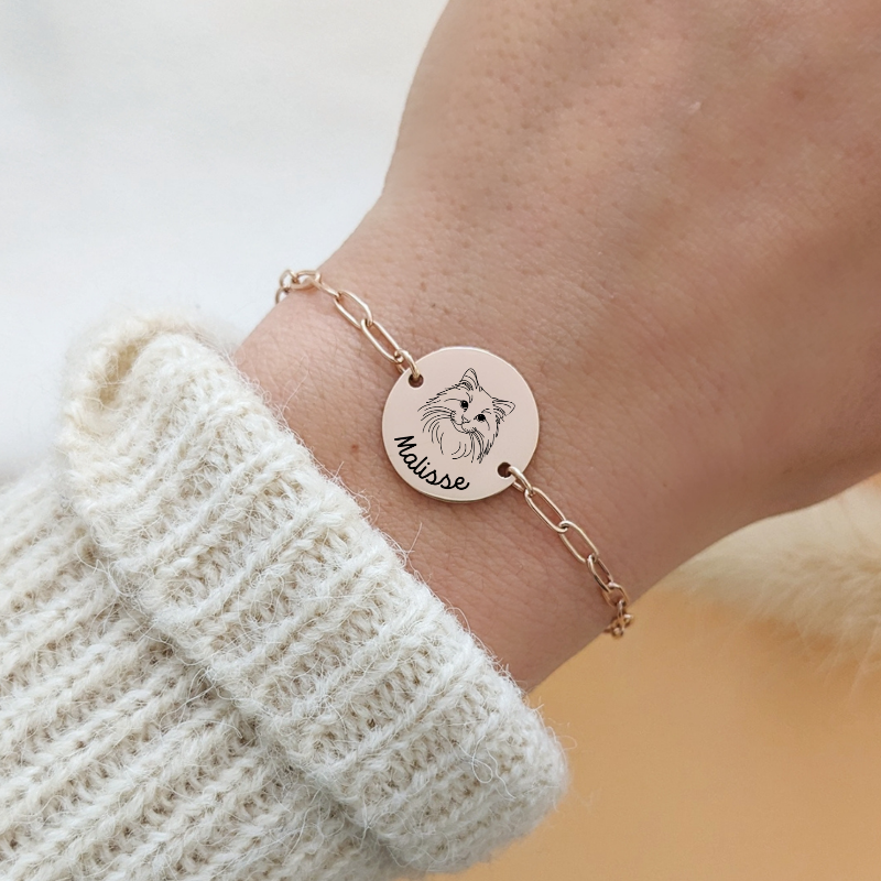 bracelet avec gravure de chat