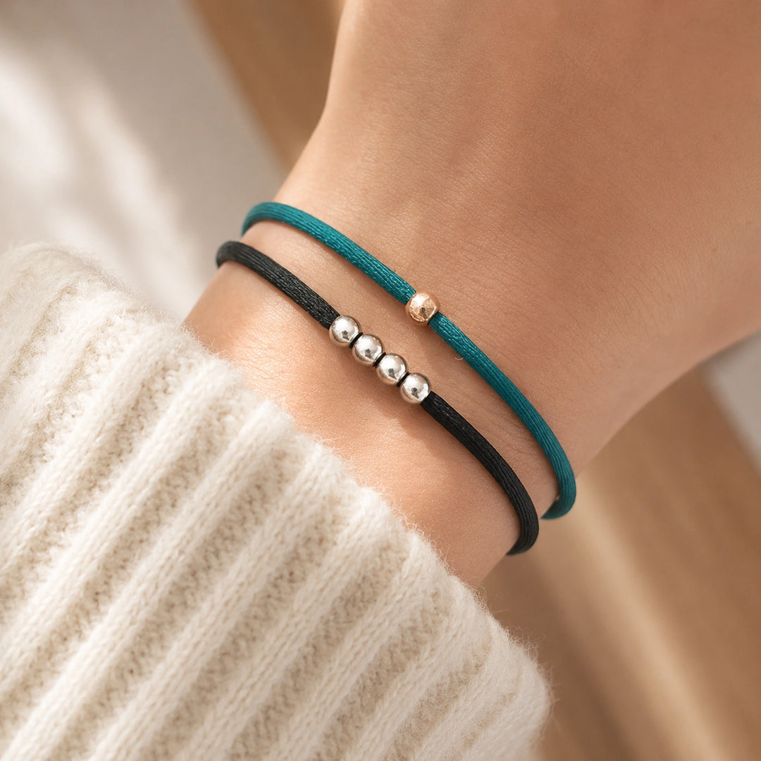 bracelet cordon famille avec perles en acier