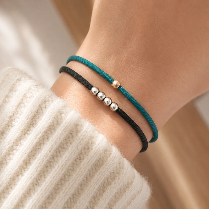 bracelet cordon famille avec perles en acier