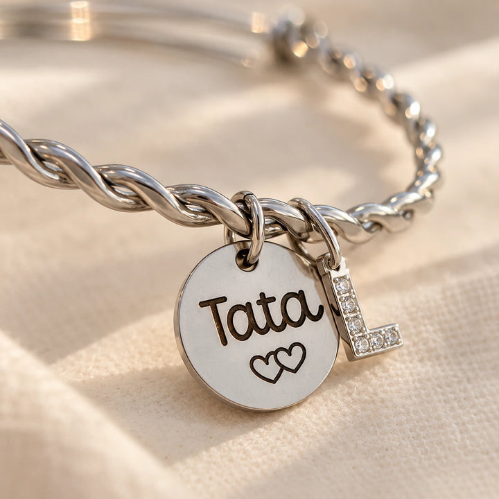 Bracelet jonc tressé argenté médaille gravée Tata et lettre zircon personnalisé femme Bliche