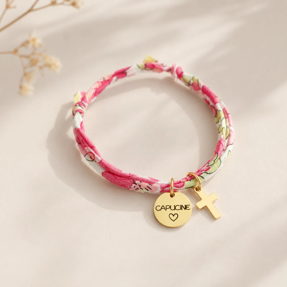 Bracelet liberty cordon fleuri médaille dorée gravée et croix fine acier 