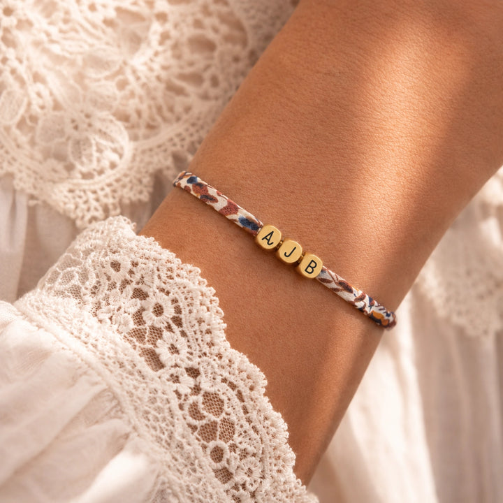 Bracelet liberty perles cubes personnalisé en acier inoxydable, plusieurs perles gravées sur cordon liberty coloré