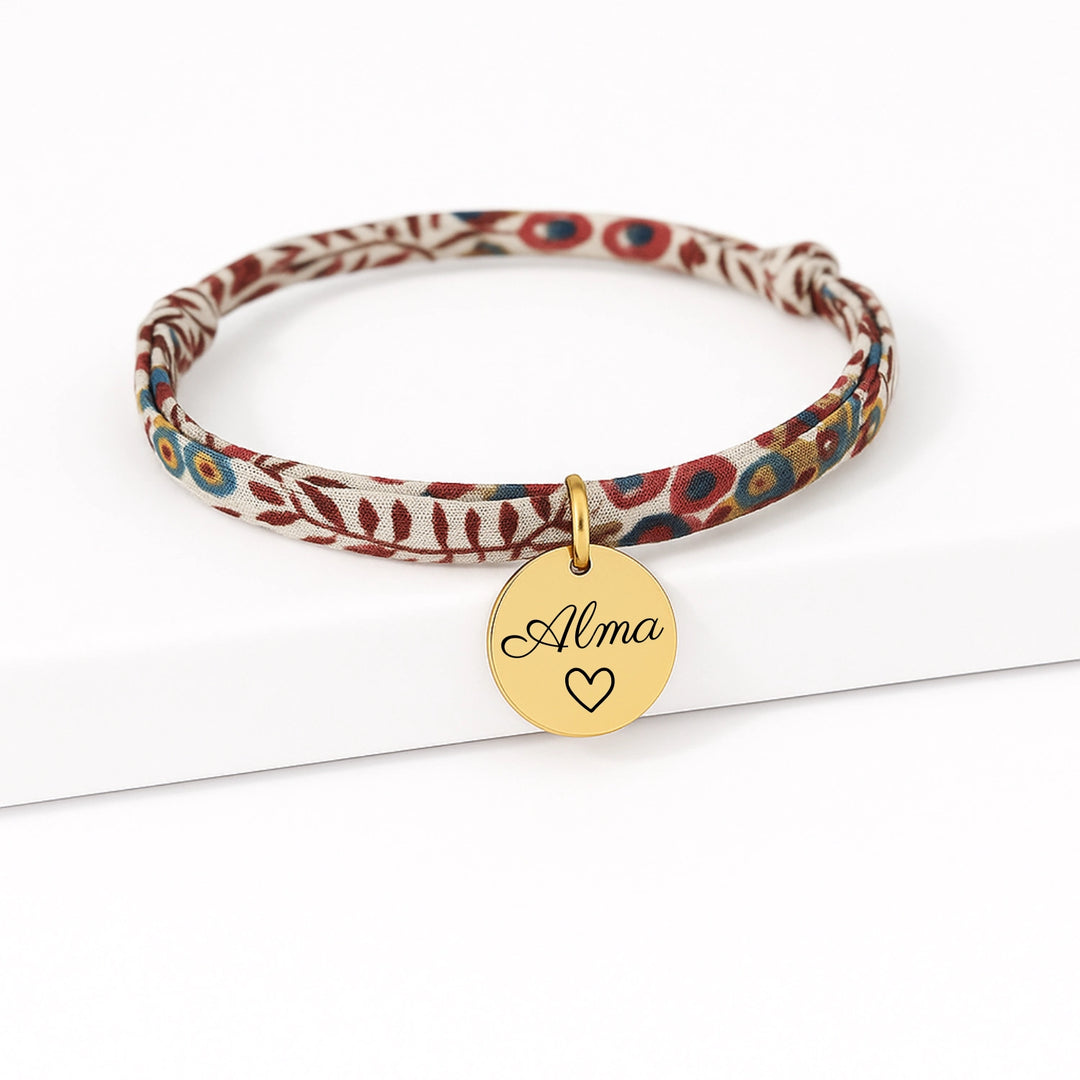 Bracelet liberty cordon fleuri rouge médaille dorée gravée prénom personnalisé Bliche
