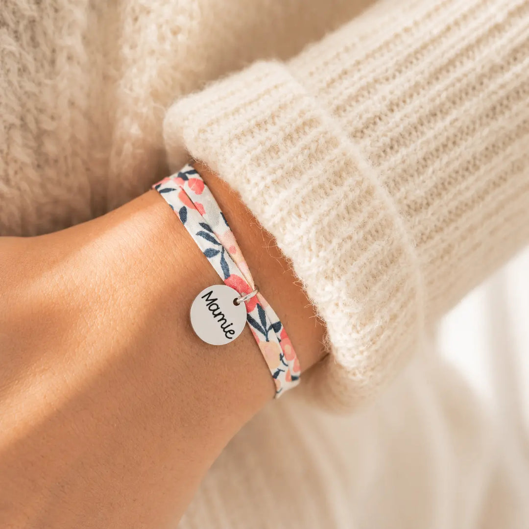 bracelet-personnalise-liberty-femme-medaille-argente