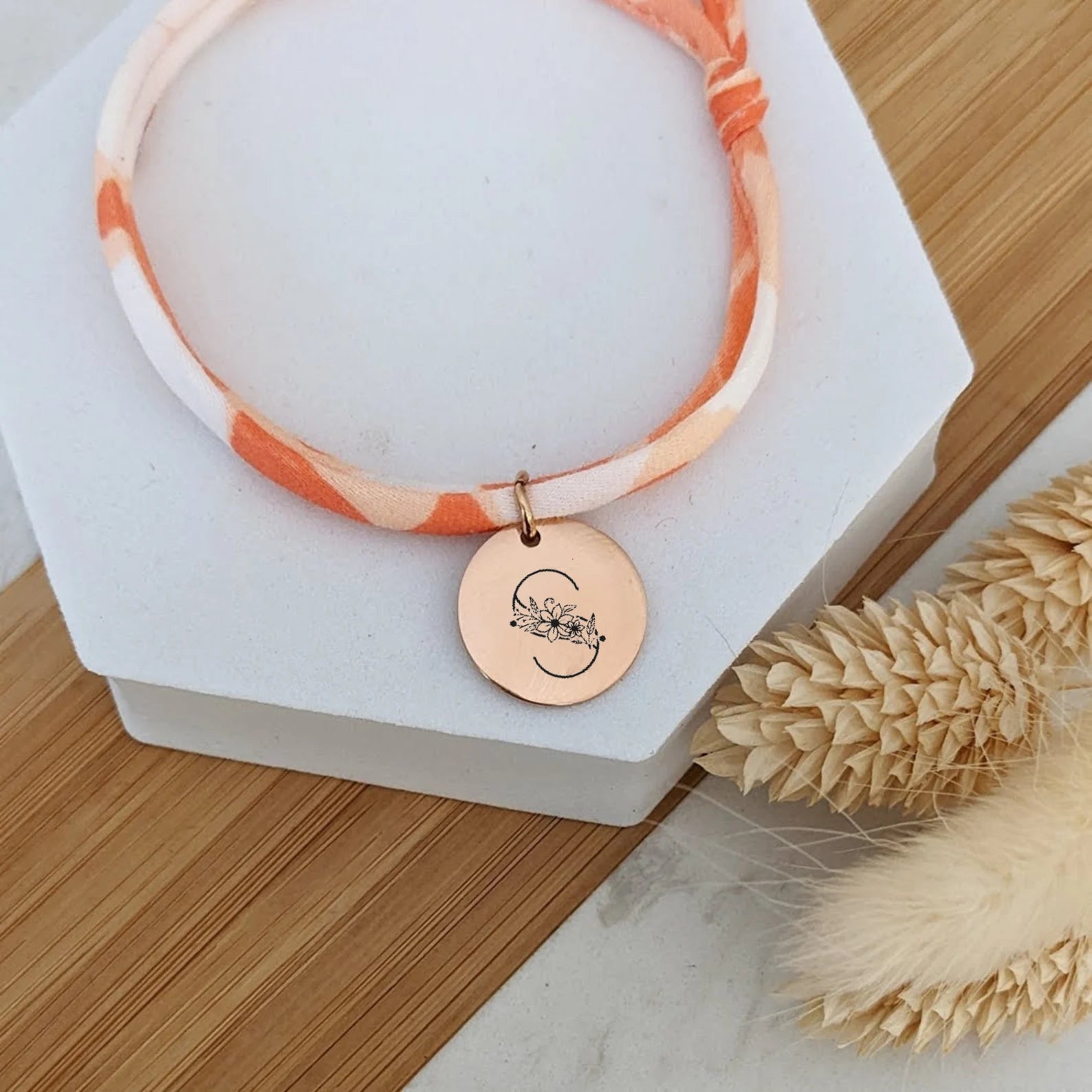 Bracelet liberty avec lettre florale - Bliche