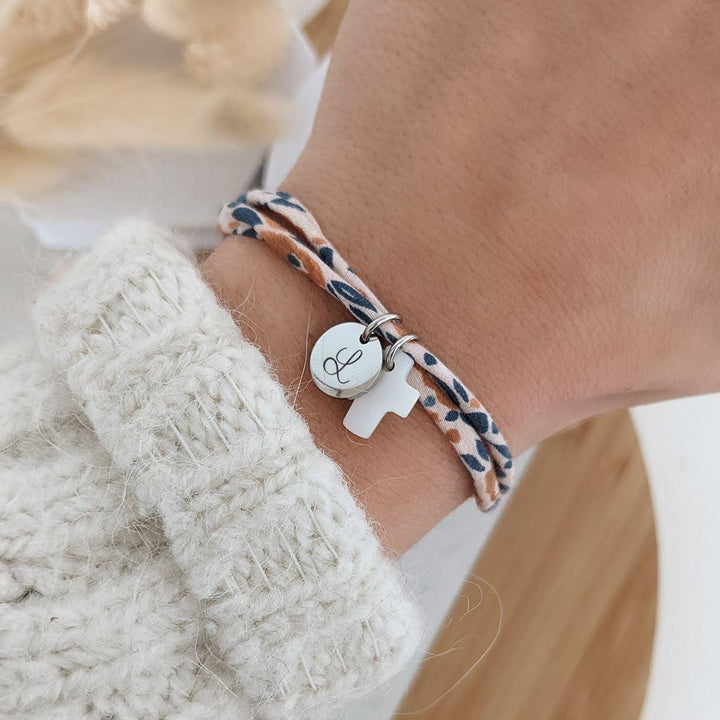 Bracelet Liberty avec médaille à graver et croix - Bliche