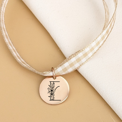 Bracelet vichy avec lettre florale